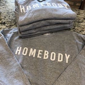 "HOMEBODY" Sweatshirt in White on Gray